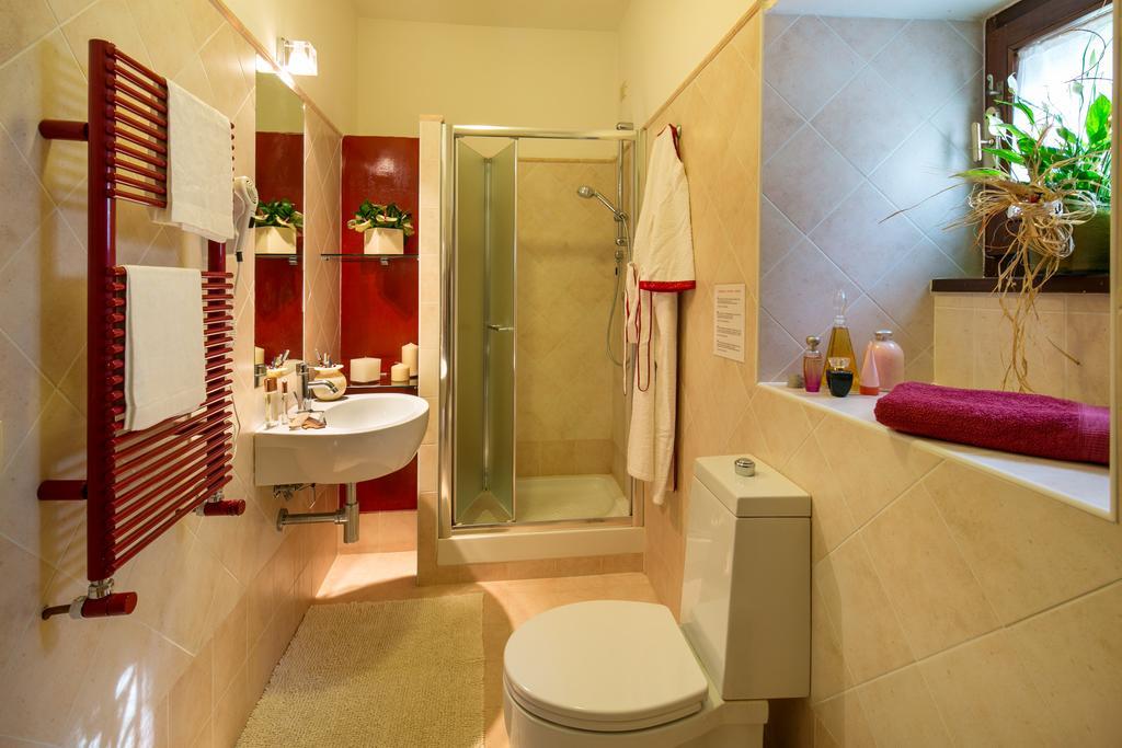 Residence Menotre Rasiglia Kültér fotó